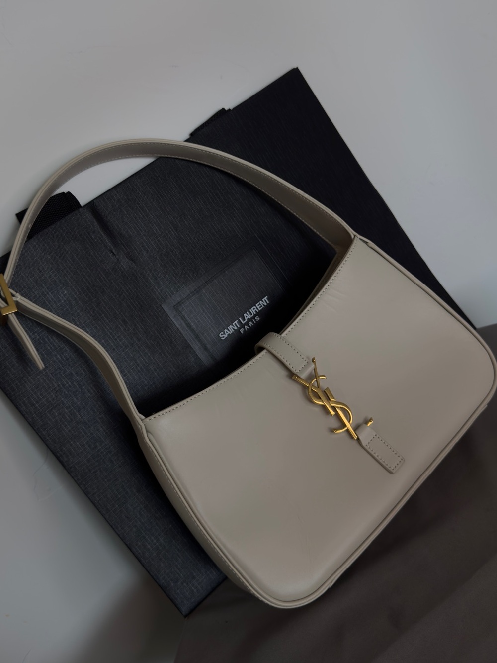 Saint Laurent Beige Leather Shoulder Bag with Gold Logo “Please read details “‼️